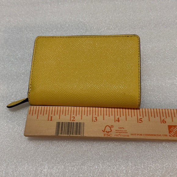 Coach Mustard Yellow Leather Wallet Pre-owned - Picture 3 of 8